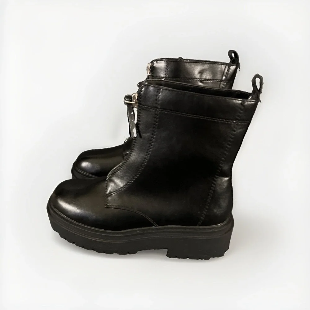arizona jean co. Women's Xander Front Zip Combat Boots Chunky Sole Size 10M
